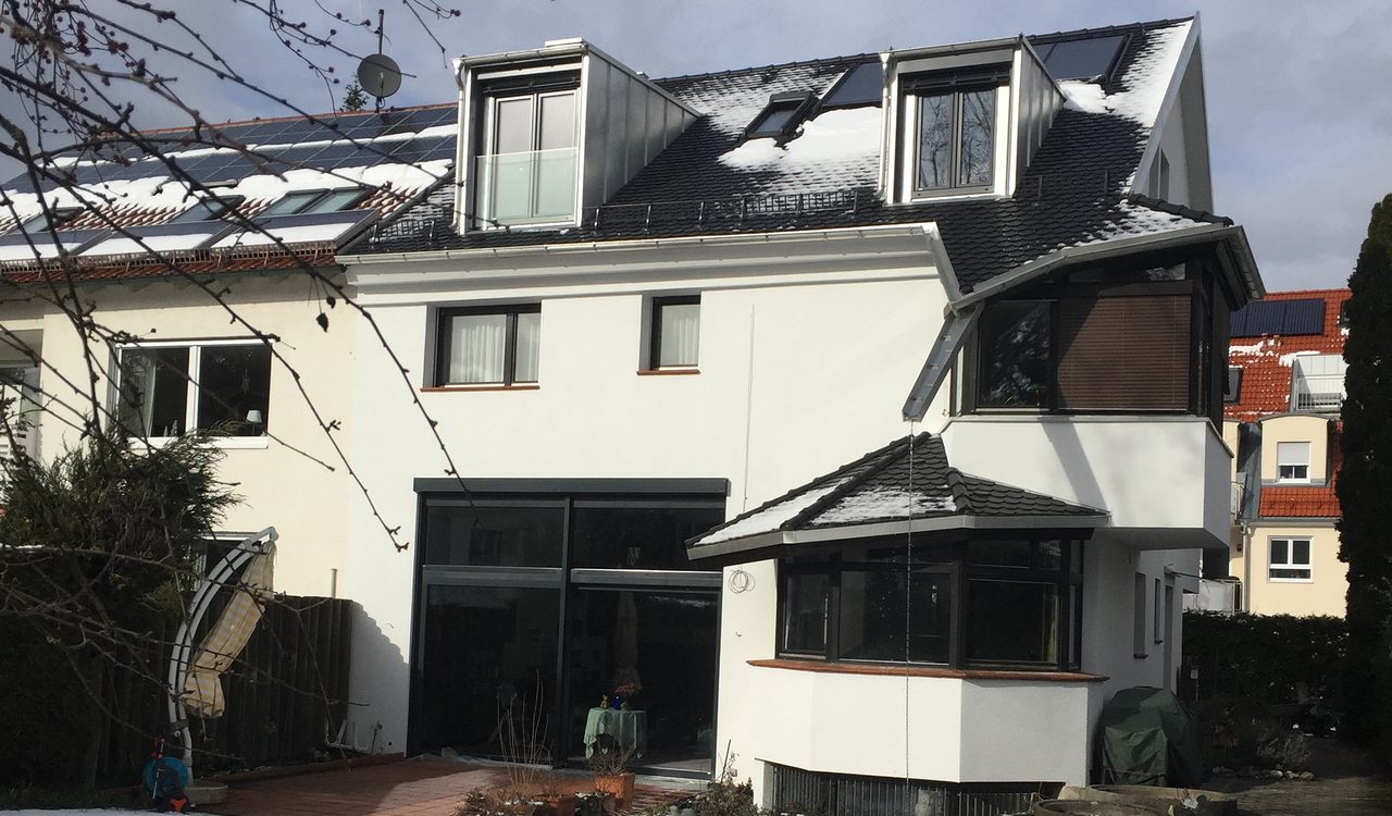 Sanierung eines Doppelhauses Bj 1984 im laufenden Betrieb, Ausbau DG